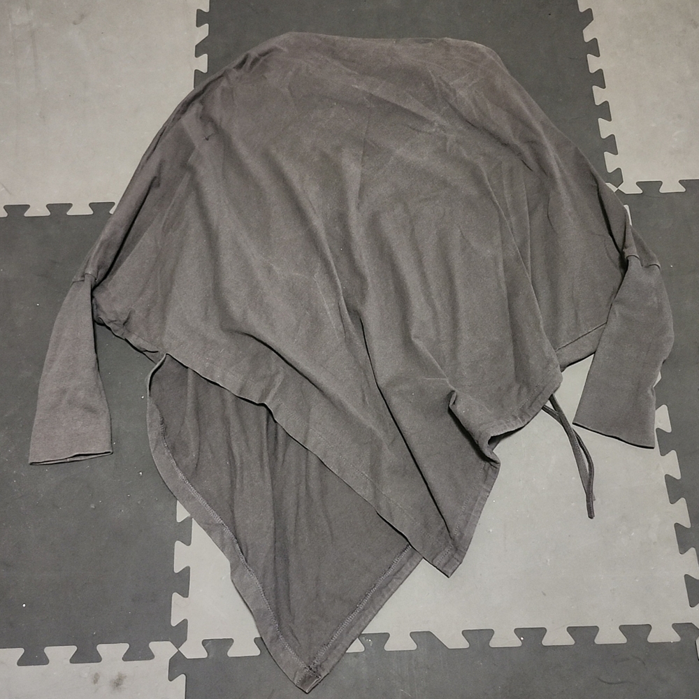 Grey Poncho - Picture 2 of 5